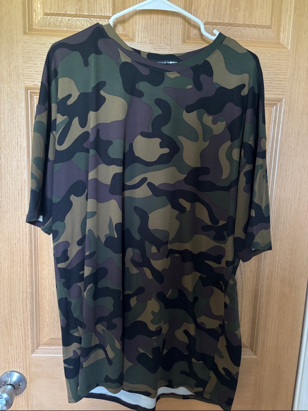 Fashion Nova Men’s Camouflage T-shirt NWOT